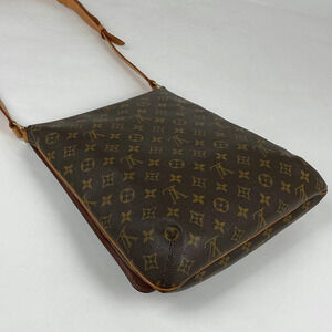 Louis Vuitton Shoulder Monogram Musette Brown Bag Crossbody
